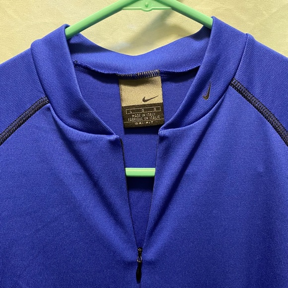 Nike Women’s large bicycling shirt. - Picture 3 of 6